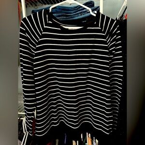 Maurices sweater-like top 
Black/white strip
long sleeve
Like-new condition